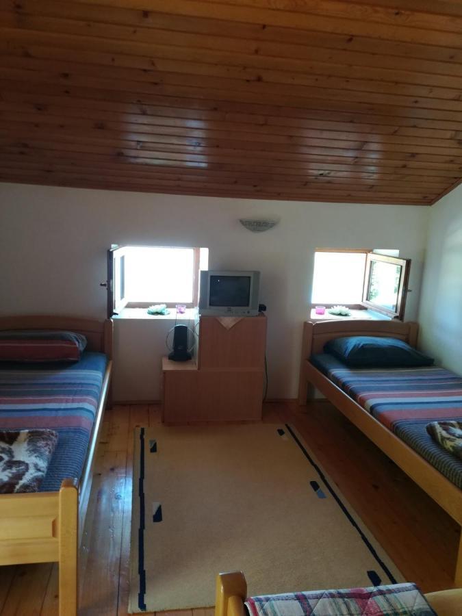 Holiday Home Radus Virpazar Luaran gambar