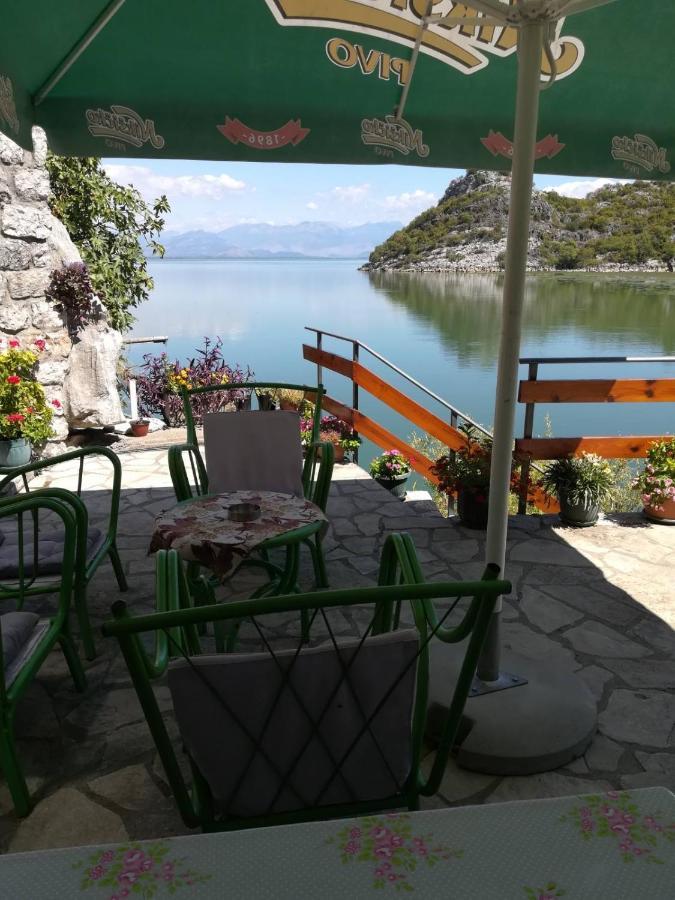 Holiday Home Radus Virpazar Luaran gambar
