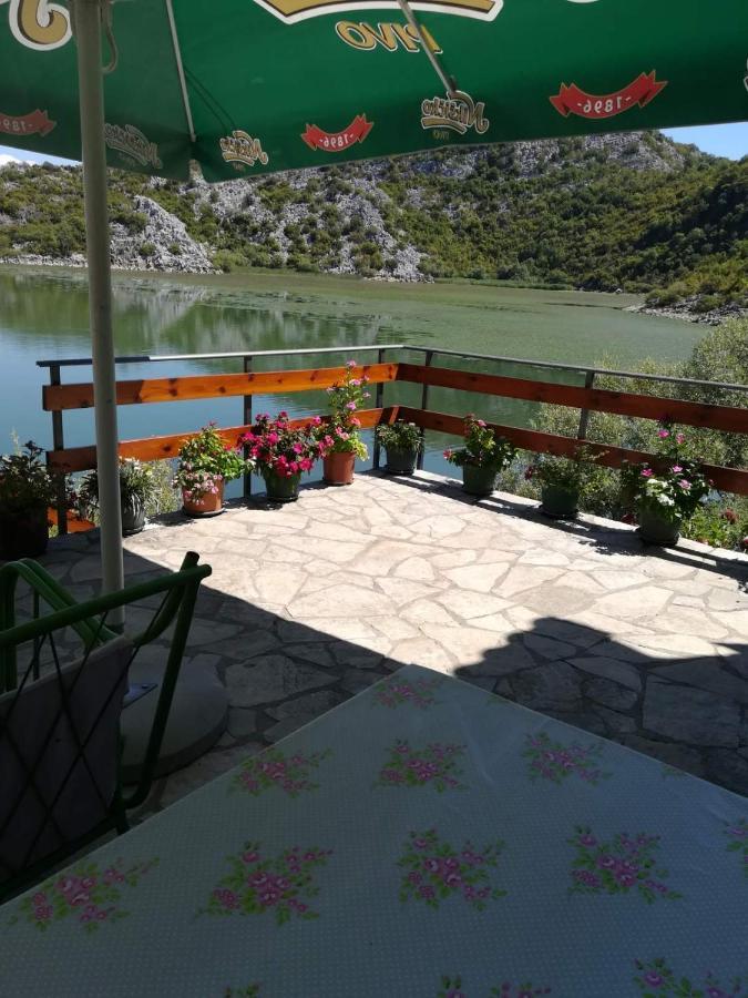 Holiday Home Radus Virpazar Luaran gambar