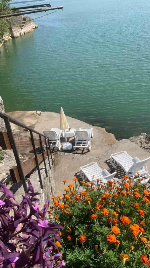 Holiday Home Radus Virpazar Luaran gambar
